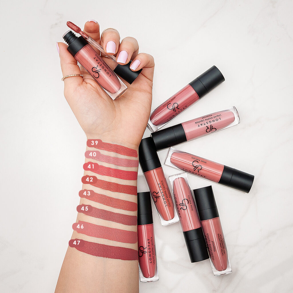 longstay-liquid-matte-lipstick-matowa-pomadka-do-ust-w-p-ynie